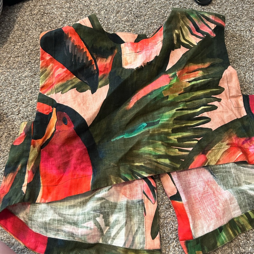 NWOT farm rio cropped top